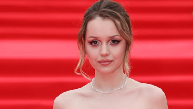 «Экранная дочь» Прилучного Василина Юсковец рассказала о борьбе с редкой болезнью «Экранная дочь» Прилучного Василина Юсковец рассказала о борьбе с редкой болезнью