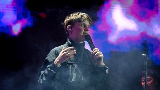 Ваня Дмитриенко поделился историями о фанатских выходках