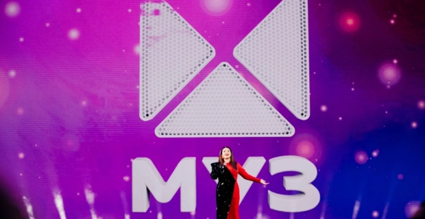 Истории любви зрителей со всей страны и концерт в Кремле: самый романтичный день на МУЗ-ТВ Истории любви зрителей со всей страны и концерт в Кремле: самый романтичный день на МУЗ-ТВ