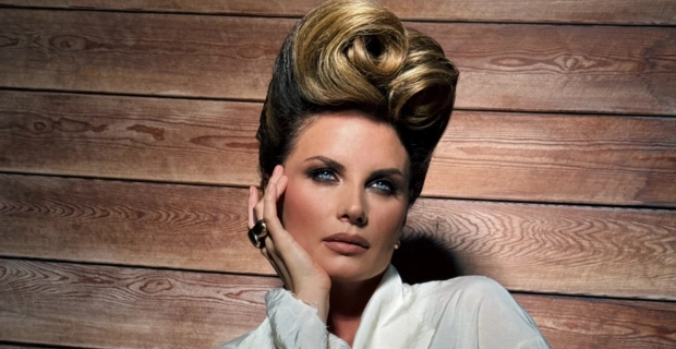 «До утра»: Ева Власова выпустила новый трек, трогающий до глубины души