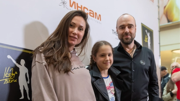Елена Товстик в день смерти семьи резко обратилась к Роману Елена Товстик в день смерти семьи резко обратилась к Роману