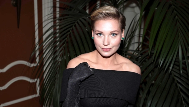 Кристина Асмус рассказала об экстремальных съемках: «Все тело синее» Кристина Асмус рассказала об экстремальных съемках: «Все тело синее»