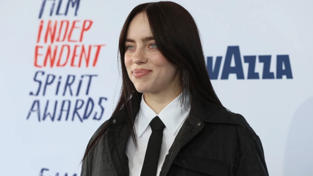 Билли Айлиш резко высказалась об Илоне Маске: «Жалкий трус» Билли Айлиш резко высказалась об Илоне Маске: «Жалкий трус»