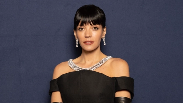 Концертный наряд Лили Аллен причислили к «платьям мести» из-за намека на бывшего мужа Дэвида Харбора