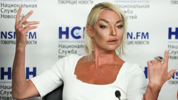 Эксперт рассказал, почему лысеет Анастасия Волочкова и можно ли это исправить
