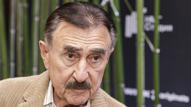 Леонид Каневский отреагировал на свою популярность у художников в Южной Корее Леонид Каневский отреагировал на свою популярность у художников в Южной Корее