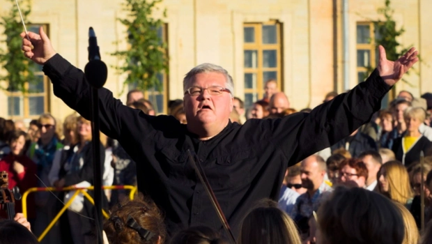 Народный артист России Сергей Стадлер скончался на борту самолета