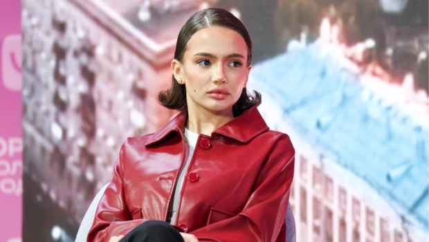 Валя Карнавал поделилась воспоминаниями о работе официанткой