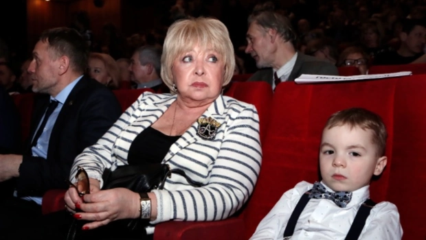 Невестка Анны Фроловцевой прокомментировала слухи о ее госпитализации