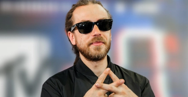 Сын Децла не спешит с женитьбой: «Хочу хотя бы какую-то копеечку иметь»