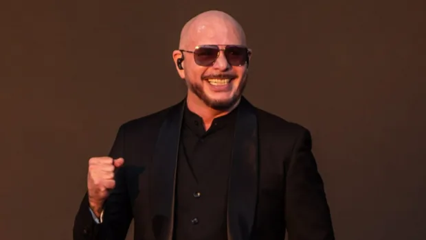 Рэпер Pitbull установил мировой рекорд по количеству лысых зрителей на концерте