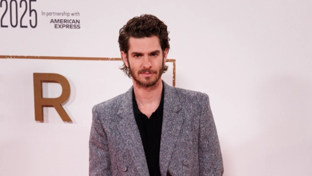 Актер Эндрю Гарфилд рассказал о своей тайной онлайн-жизни Актер Эндрю Гарфилд рассказал о своей тайной онлайн-жизни