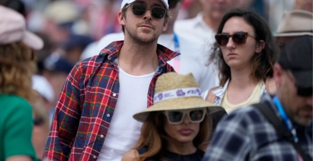 Райан Гослинг впервые за долгое время вышел в свет вместе с женой