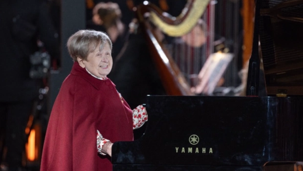 Александра Пахмутова поздравила волгоградцев с днем Сталинградской победы