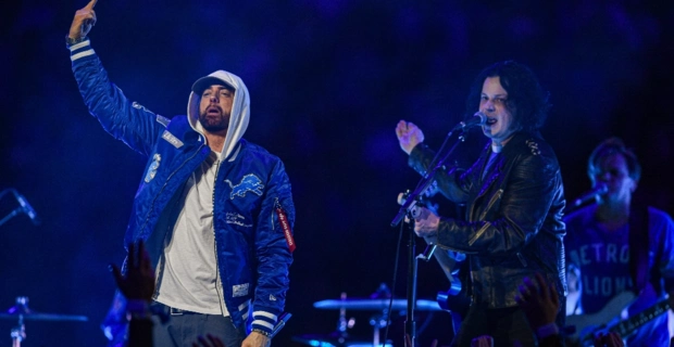 Эминем и Джек Уайт объединились на сцене: легенды Детройта впервые выступили вместе Эминем и Джек Уайт объединились на сцене: легенды Детройта впервые выступили вместе