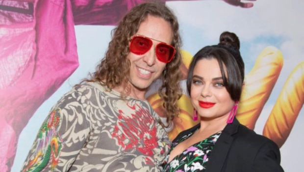 Тарзан неожиданно отреагировал на продажу масок со своим лицом: «Спасибо, что кто-то думает обо мне»