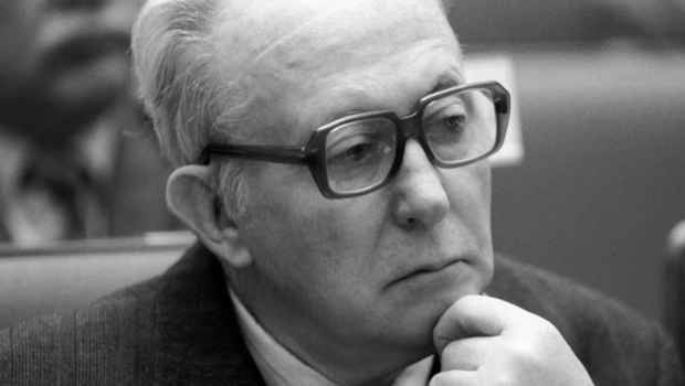 На 101-м году ушел из жизни историк и публицист Рой Медведев