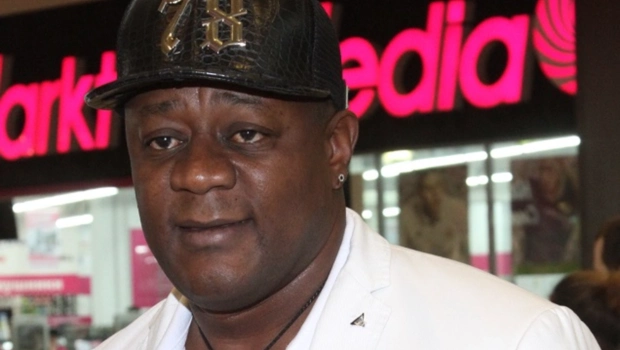 Внебрачный сын Пьера Нарцисса намерен бороться за наследство певца