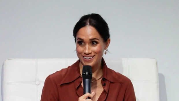 Меган Маркл пригрозила судом из-за обвинений в краже наряда Меган Маркл пригрозила судом из-за обвинений в краже наряда