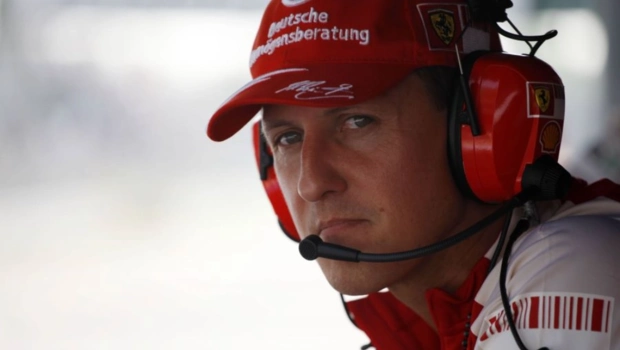 СМИ: Король «Формулы-1» Михаэль Шумахер больше не прикован к постели СМИ: Король «Формулы-1» Михаэль Шумахер больше не прикован к постели