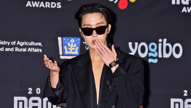 K-POP: J-Hope из BTS повысили до командира взвода корейской армии