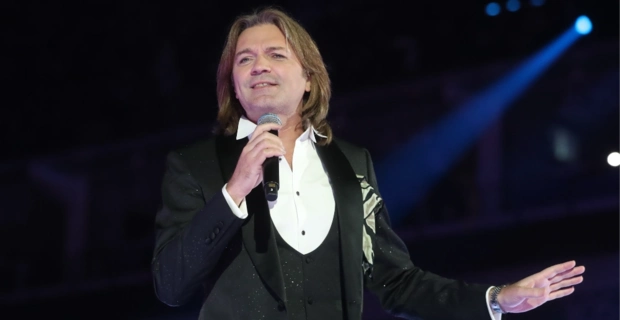 Дмитрий Маликов трогательно поздравил 81-летнюю маму с днем рождения