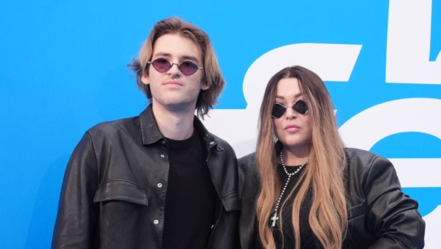 Сын Ирины Дубцовой объяснил, почему он запел вопреки запрету матери