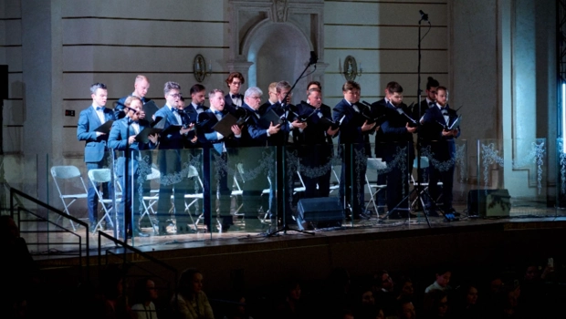 DYP Orchestra  исполнили музыку Максима Фадеева в спектакле