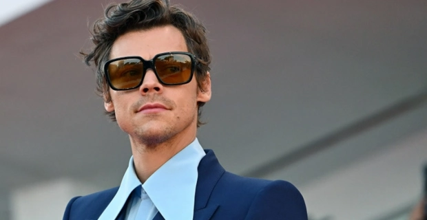 Гарри Стайлс пробежал Берлинский марафон под вымышленным именем Гарри Стайлс пробежал Берлинский марафон под вымышленным именем