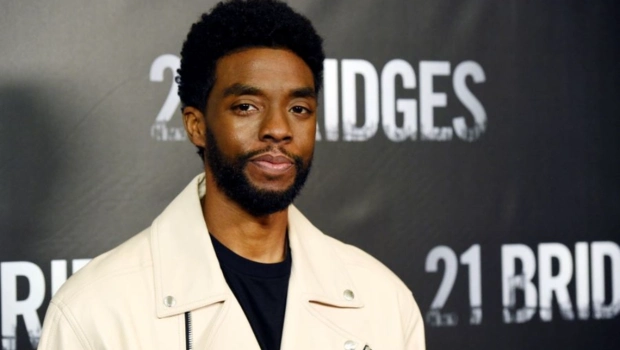 Звезда фильма «Черная пантера» Чедвик Боузман посмертно удостоен звезды на Аллее славы