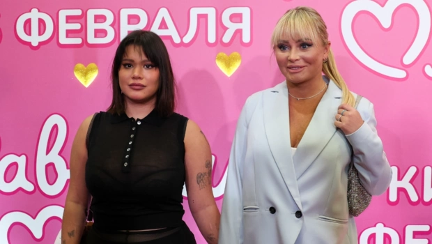 Дана Борисова рассказала о карманных деньгах для дочери Полины: «Только в долг»