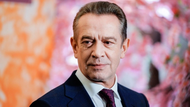 Владимир Машков высказался о возможности замены живых артистов виртуальными на театральной сцене