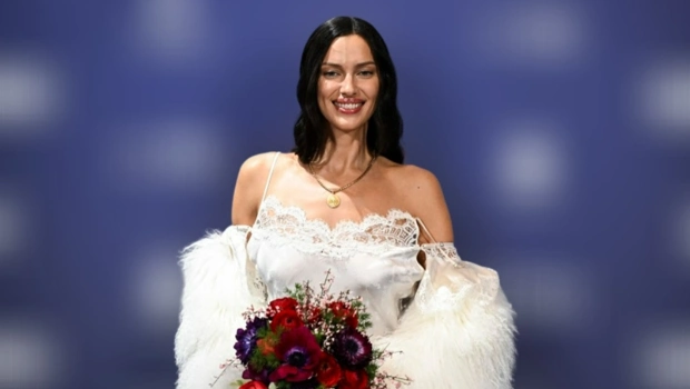 Ирина Шейк показала архивные фото из детства в Челябинской области