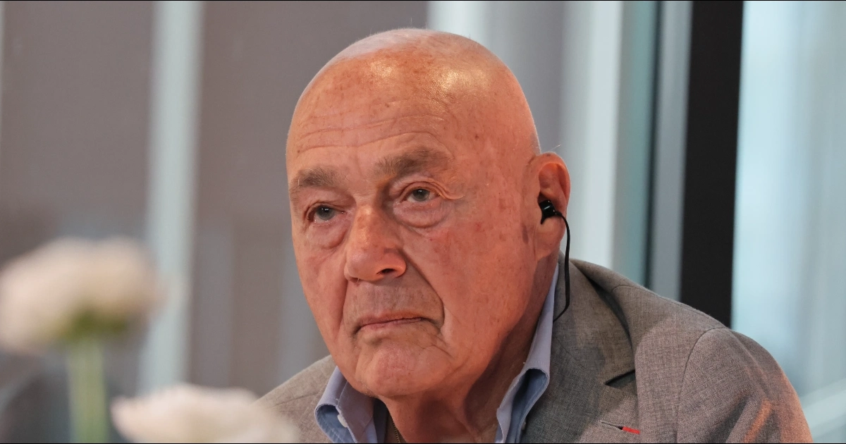 К 90 летию познера 1 канал. Познер 2023. Жванецкий и познер. Познер телепередача. К 90 летию познера 1 канал.