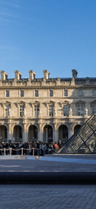 Руководитель Версаля Кристоф Лерибо может возглавить Лувр Руководитель Версаля Кристоф Лерибо может возглавить Лувр