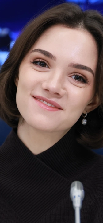 Евгения Медведева примерила свадебное платье Евгения Медведева примерила свадебное платье