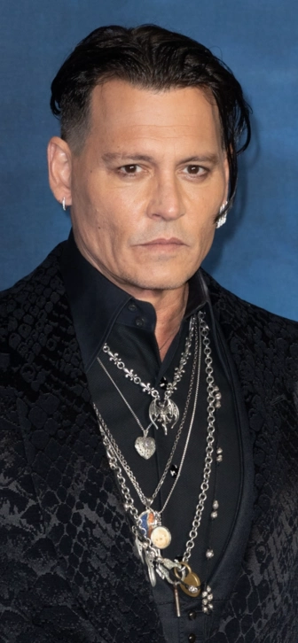 Джонни Депп работает над голливудской экранизацией «Мастера и Маргариты» Джонни Депп работает над голливудской экранизацией «Мастера и Маргариты»