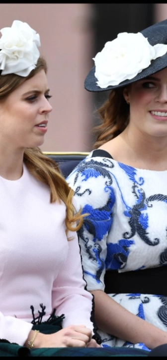 Дочери принца Эндрю отреагировали на его задержание