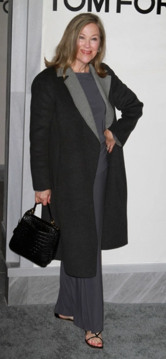 Кэтрин О'Хара была посмертно удостоена награды за лучшую женскую роль Кэтрин О'Хара была посмертно удостоена награды за лучшую женскую роль