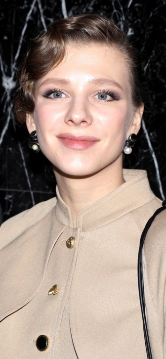 Лиза Арзамасова и Илья Авербух впервые за долгое время вышли в свет