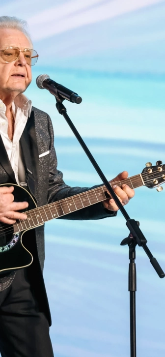 Юрий Антонов представил трогательную песню о дочери