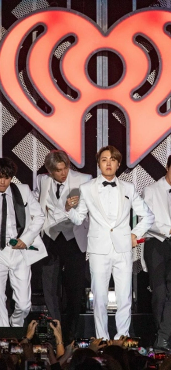 Обход BTS городов материкового Китая подтверждает действие «запрета на Халлю» в стране — эксперты