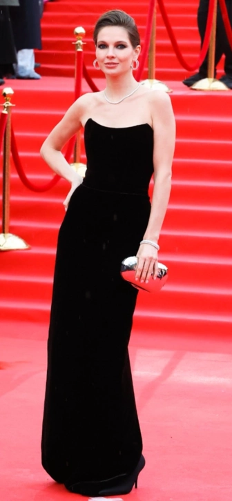 Наталья Бардо объяснила свое «беременное» видео