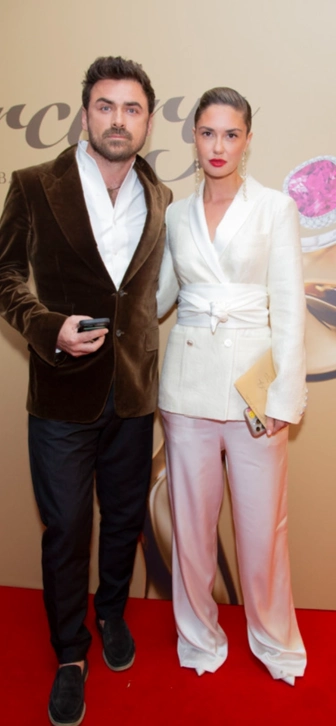 Агата Муцениеце в третий раз стала мамой