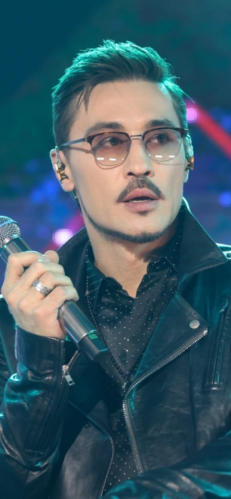 Дима Билан спас пострадавшую от жвачки птицу