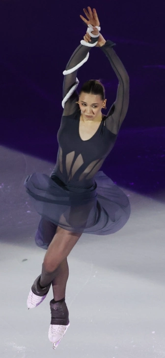 Камила Валиева отметила 20-летие трогательным детским фото