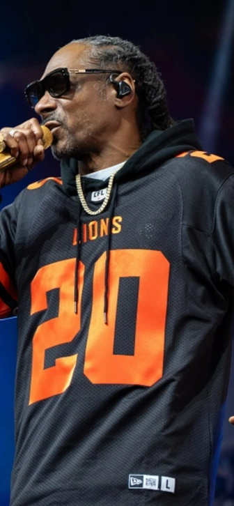 Семикратный дедушка Снуп Догг познакомил поклонников с большой семьей