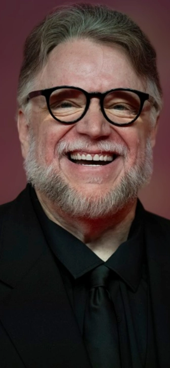 Гильермо дель Торо удивил голливудских звезд концертной программой с оркестром на фестивале