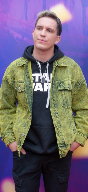 Дима Масленников поделился видео с предложением руки и сердца Клаве Коке Дима Масленников поделился видео с предложением руки и сердца Клаве Коке