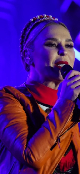 Пелагея трогательно поздравила дочь Таисию с девятилетием